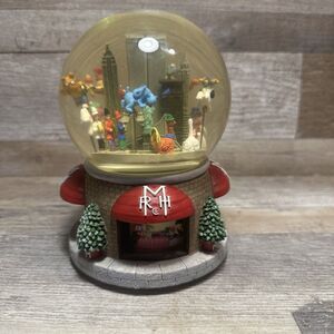 Macy's Thanksgiving Day Parade Musical Snow Globe 2000 Twin Towers Music Skips